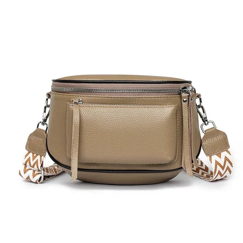 Sac banane bandoulière en cuir Brun avec fermeture Éclair et bandoulière zébrée sur fond Vit
