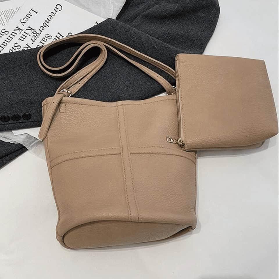 Beige syntetläder tote väska
