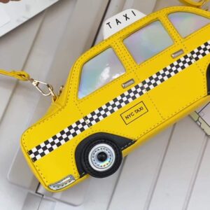 Gul axelremsväska i form av en taxi