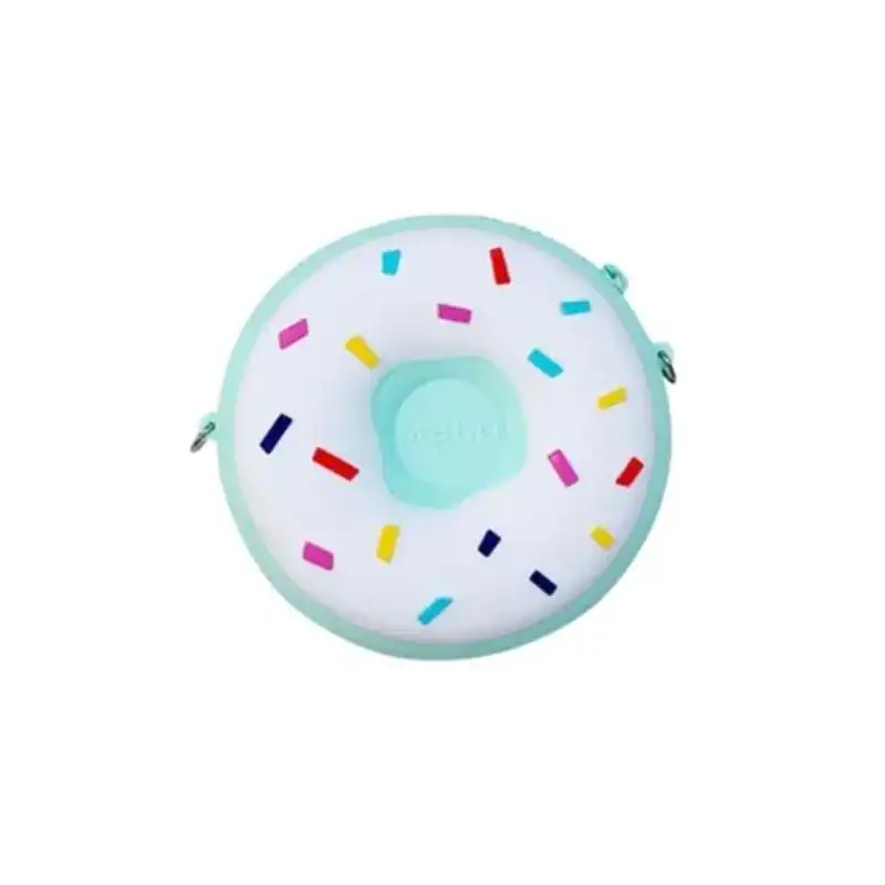 Axelväska barnväska i form av donut med färgglada garneringar.