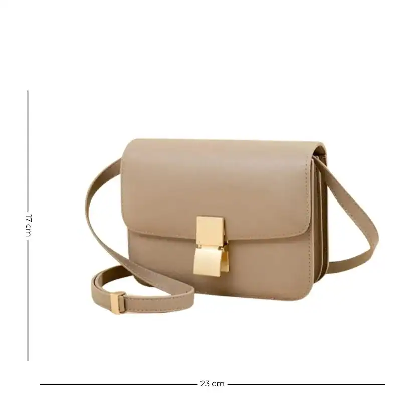 Beige axelremsväska med guldaktig snäppa, 17x23 cm, elegant axelväska för dam.
