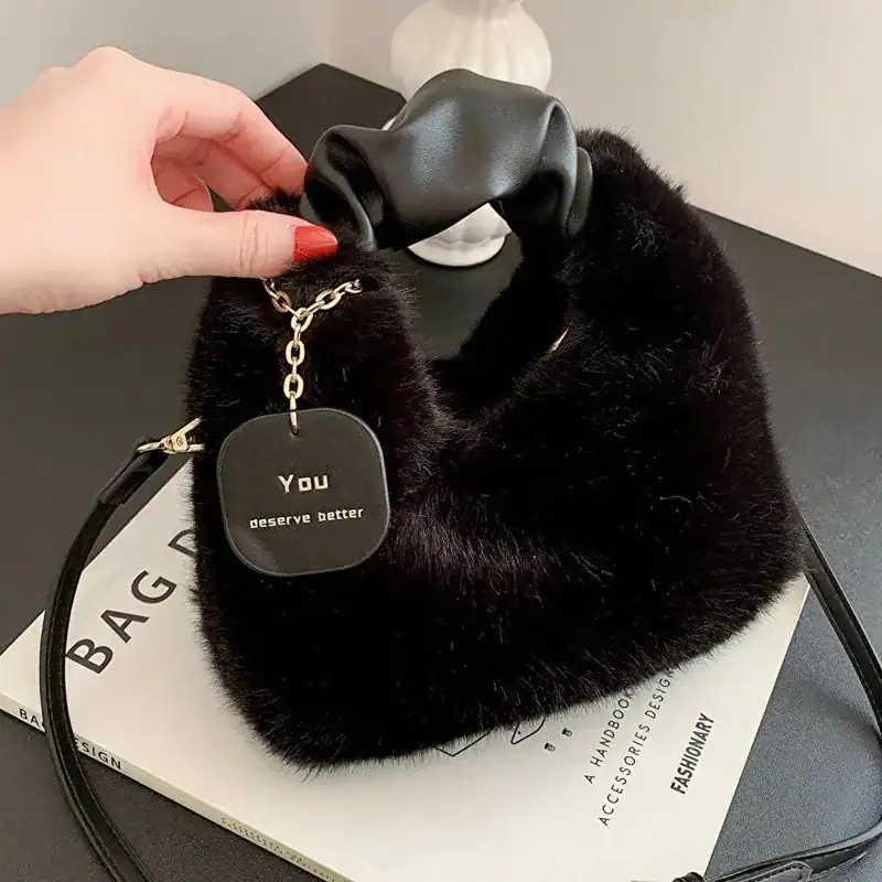 Svart pälsväskor med handtag, modeaccessoarer för kvinnor, vinterhandväska.