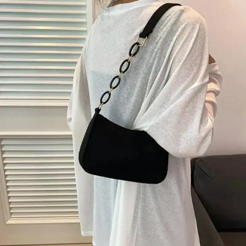 Blå axelremsväska med kedjehandtag, modeaccessoarer för kvinnor.