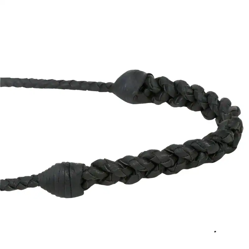 Brun fransväska hobo med flätad rem och svart läder.
