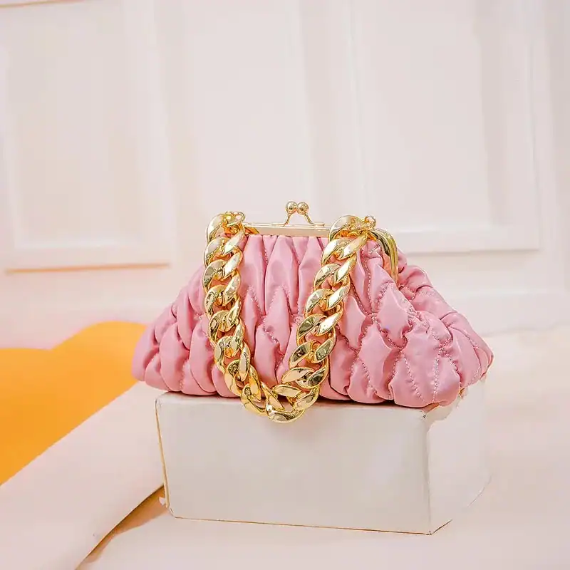 Gul clutch med kedja, rosa klämma axelväska, trendiga handväskor.