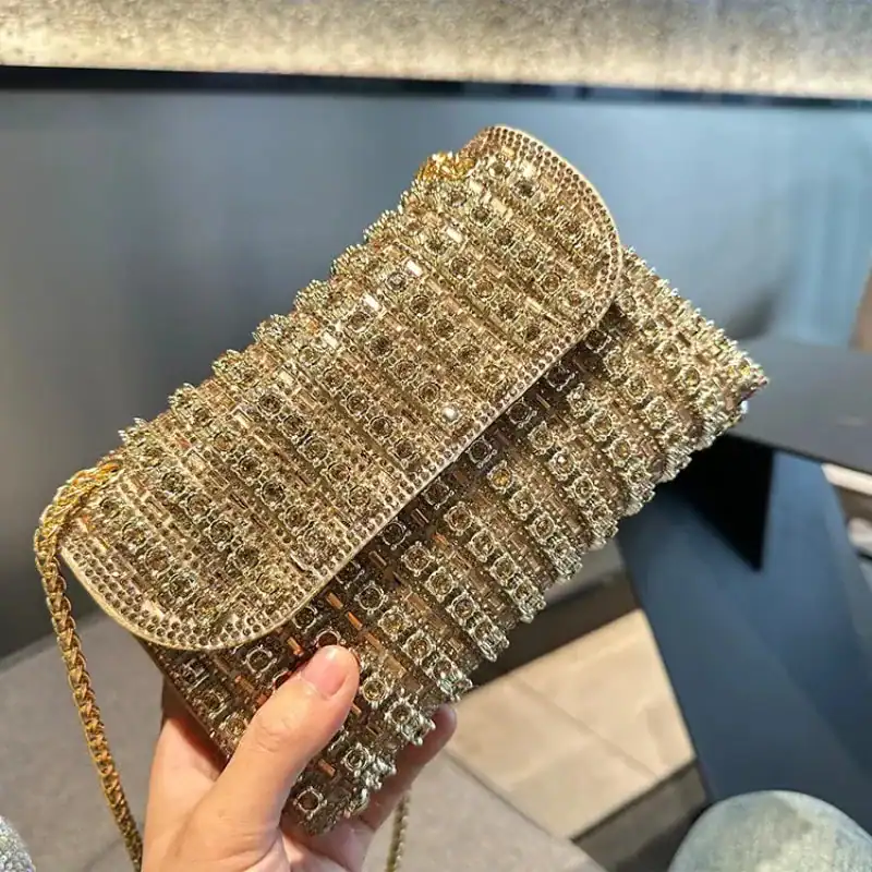 Guld kuvertväska med strass, eleganta klänningväska för fest, handväskor.