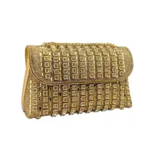 Guld kuvertväska med strass, eleganta klänningväska för fest och galakväll.