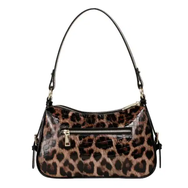 Leopard hobo väska med svart läderhandtag och dragkedja.