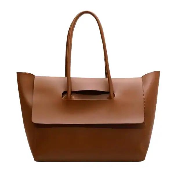 Mörkbrun shopper axelväska, elegant läderhandväska med höga handtag och minimalistisk design.