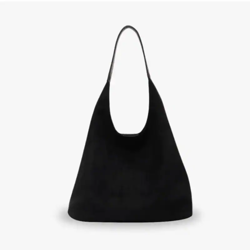 Mörkbrun shoppingväska, stor hängväska i svart nubuck, perfekt för vardag och shopping.