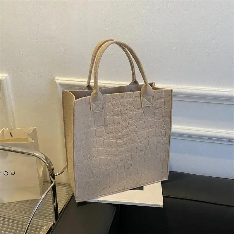 Rosa damväskor med krokodiltextur, elegant axelväska för kvinnor.