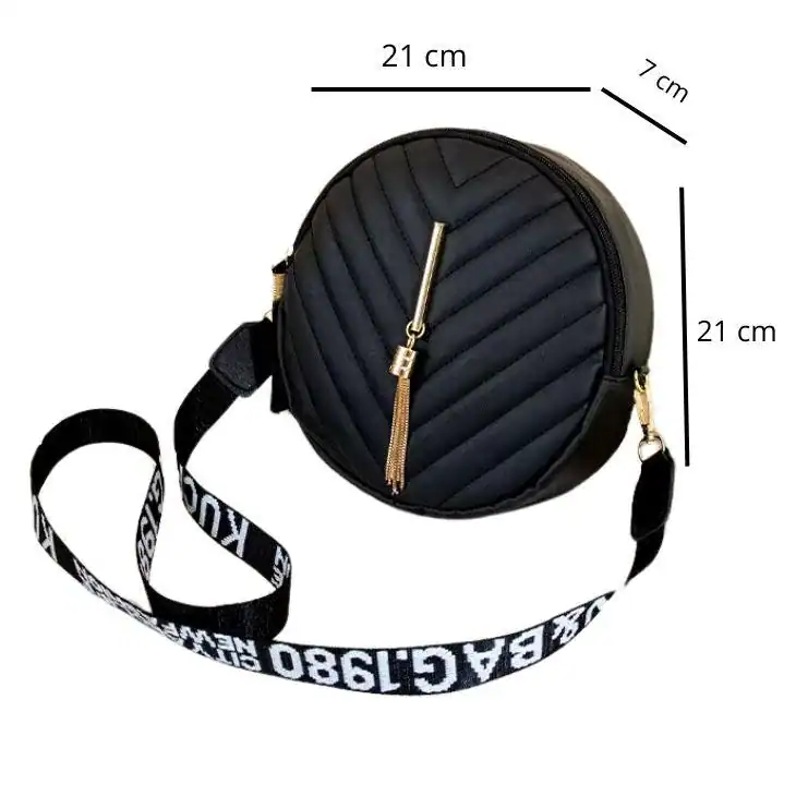Rund svart väska med bred rem, 21 cm diameter, quiltad yta, axelväska för kvinnor.