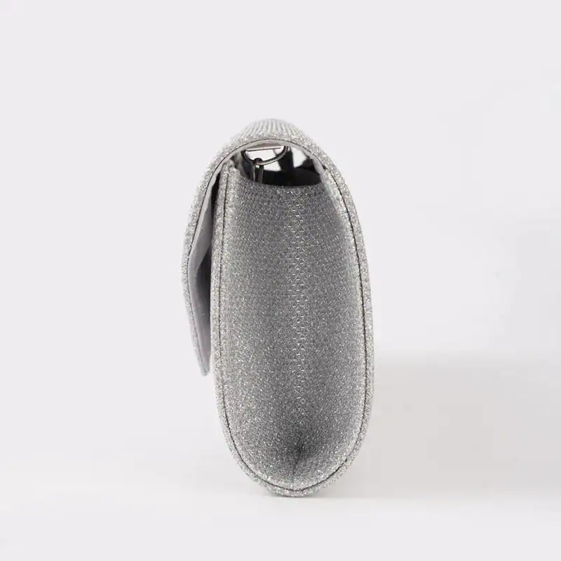 Silver glitter clutch med kedja, Axelväska, eleganta kvällsaxelväska med glittrande yta och hängslen.