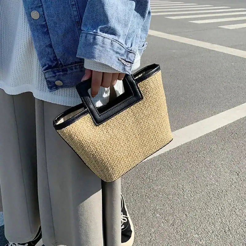 Svart beige flätad väska med handtag, modeaccessoarer för kvinnor.
