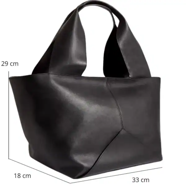 Svart mjuk shoppingväska med mått 33x29x18 cm, ideal för daglig användning och shopping.