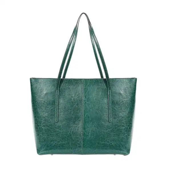 Svart tote shoppingväska med texturerat läder och dubbla handtag.