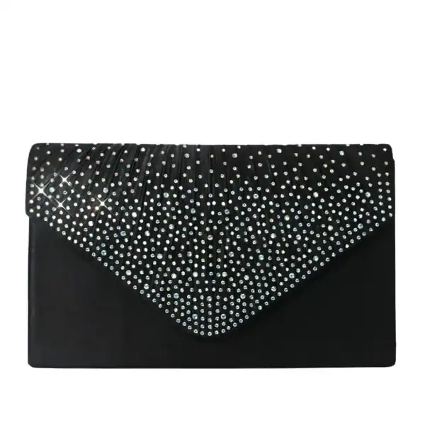 Svart glitterclutch med kristaller och plockad design, perfekt för festliga tillfällen.